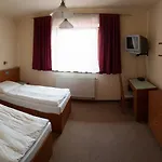 Hotel Ostrov Garni 3*