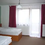 Ostrov Garni 3*