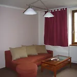 Ostrov Garni Hotel Sadská