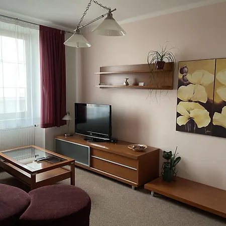 Ostrov Garni 3*