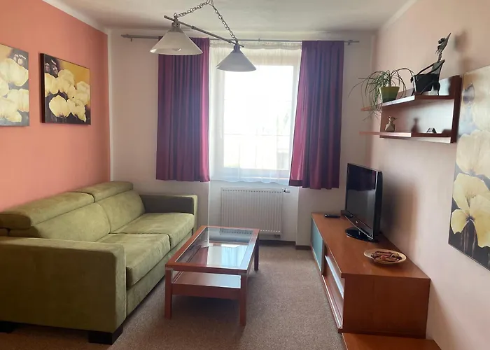 Hotel Ostrov Garni 3*