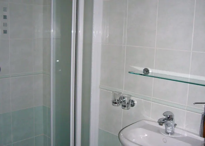 Ostrov Garni 3* Sadská